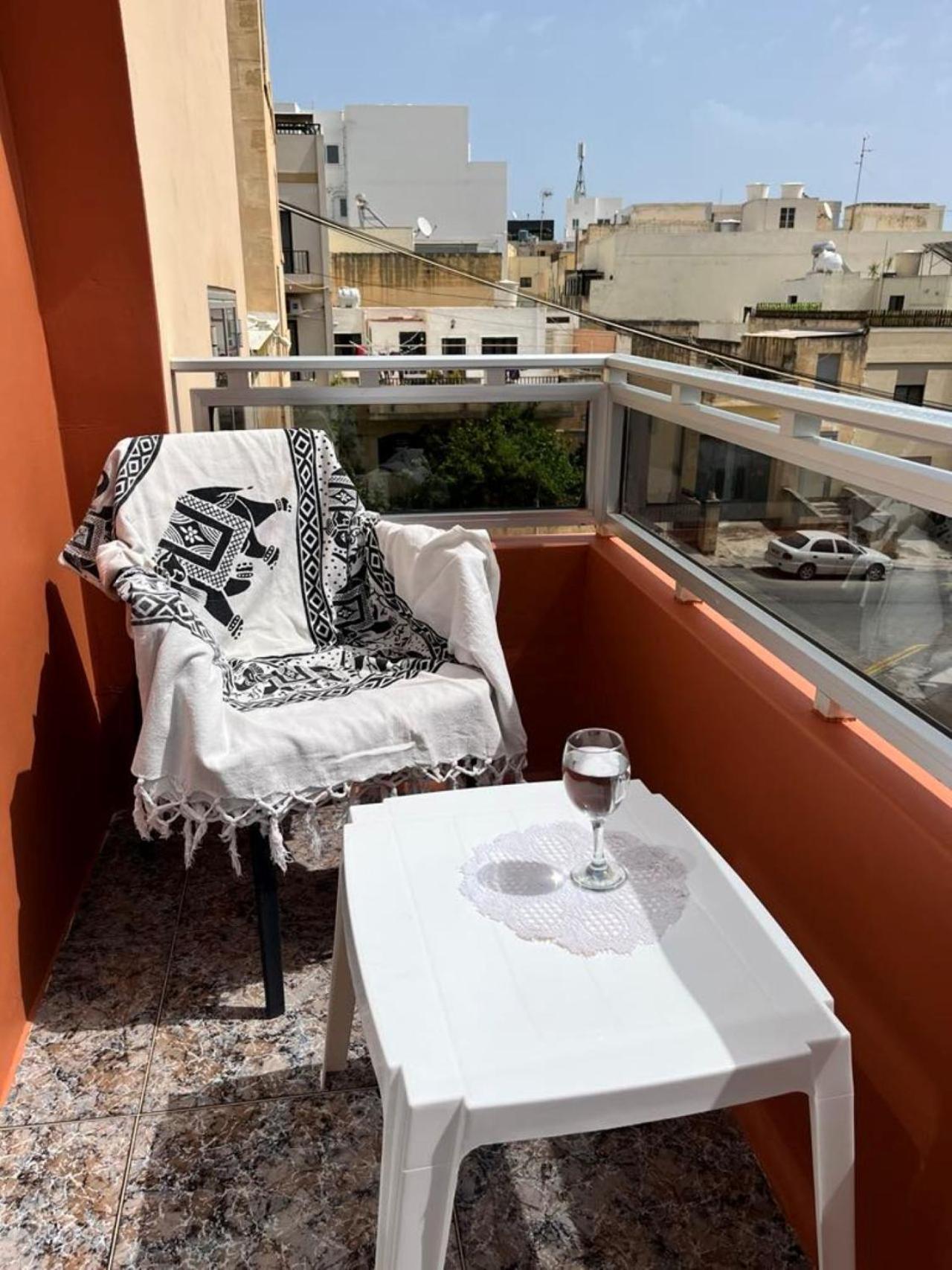 2 Bedroom Appartment Birzebbugia Birżebbuġa المظهر الخارجي الصورة